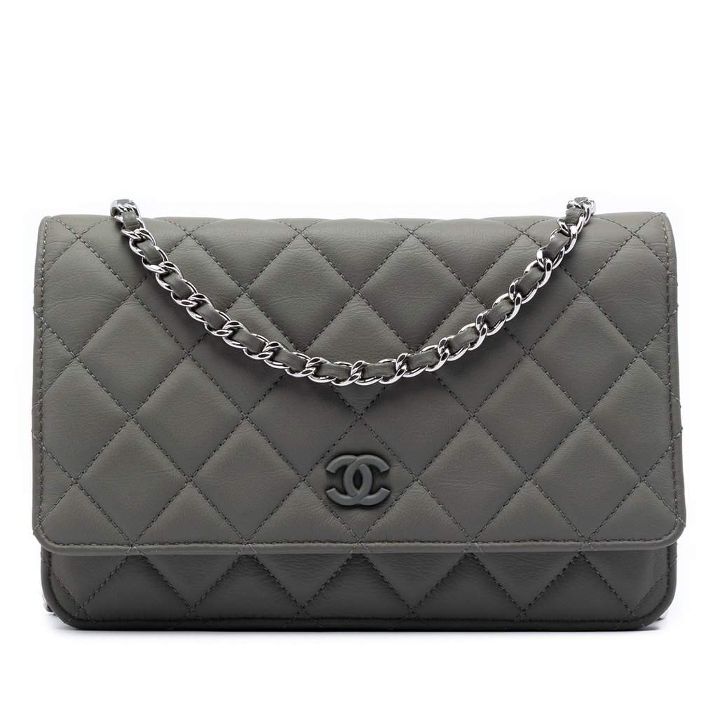 Chanel CC Quilted Lambskin Incognito Wallet On Chain MultiColor Leather Very good condition - Front View