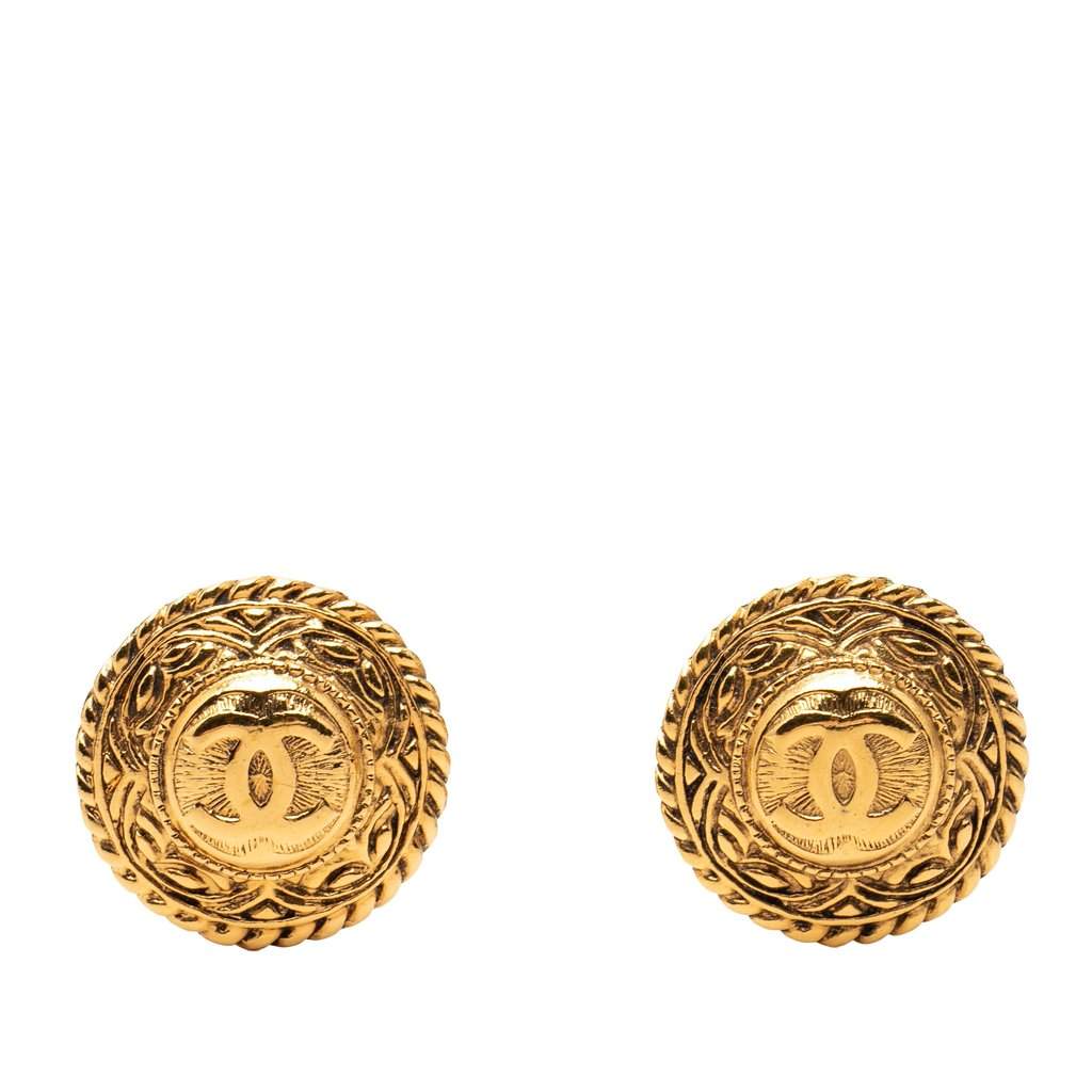 Chanel CC Gold Plated Round Clip On Earrings Gold Metal Very good condition - Front View