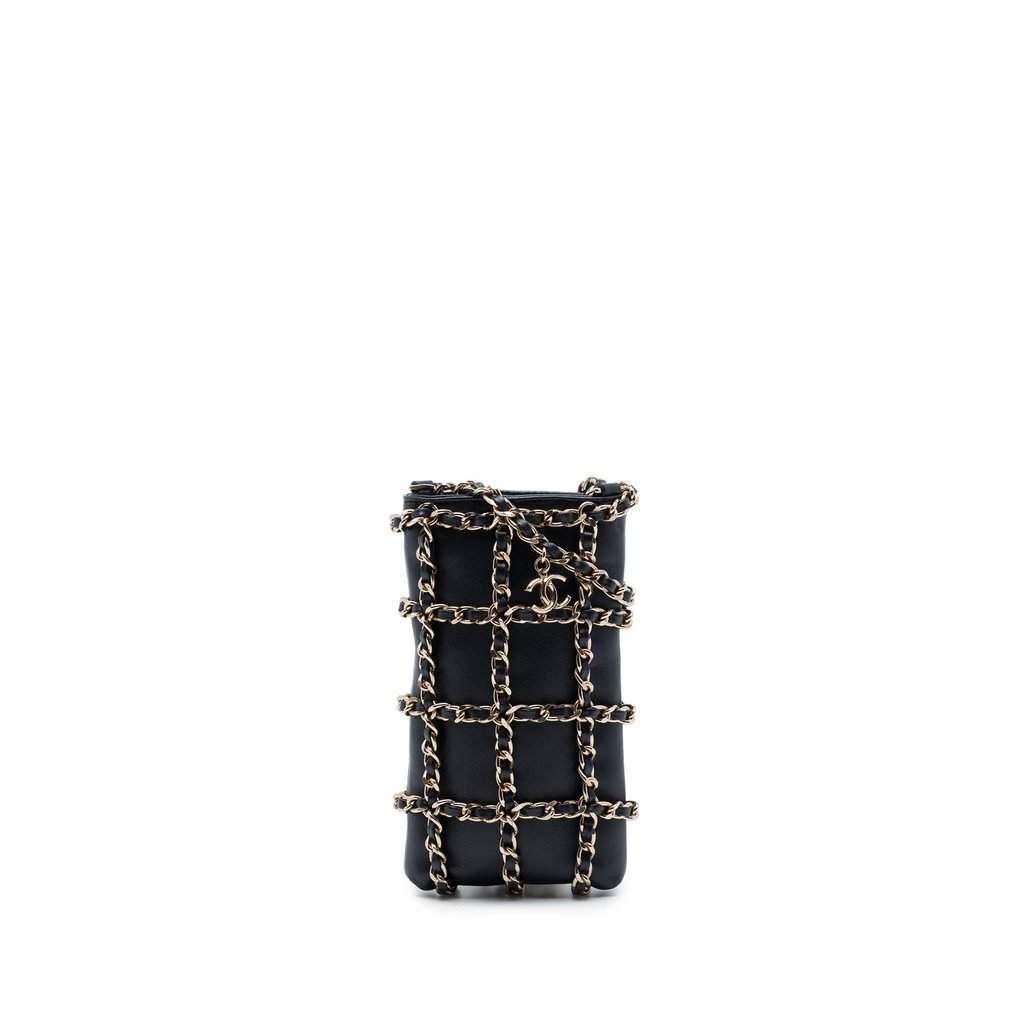 Chanel Lambskin Tech Me Out Clutch With Chain Black Leather Very good - Front View