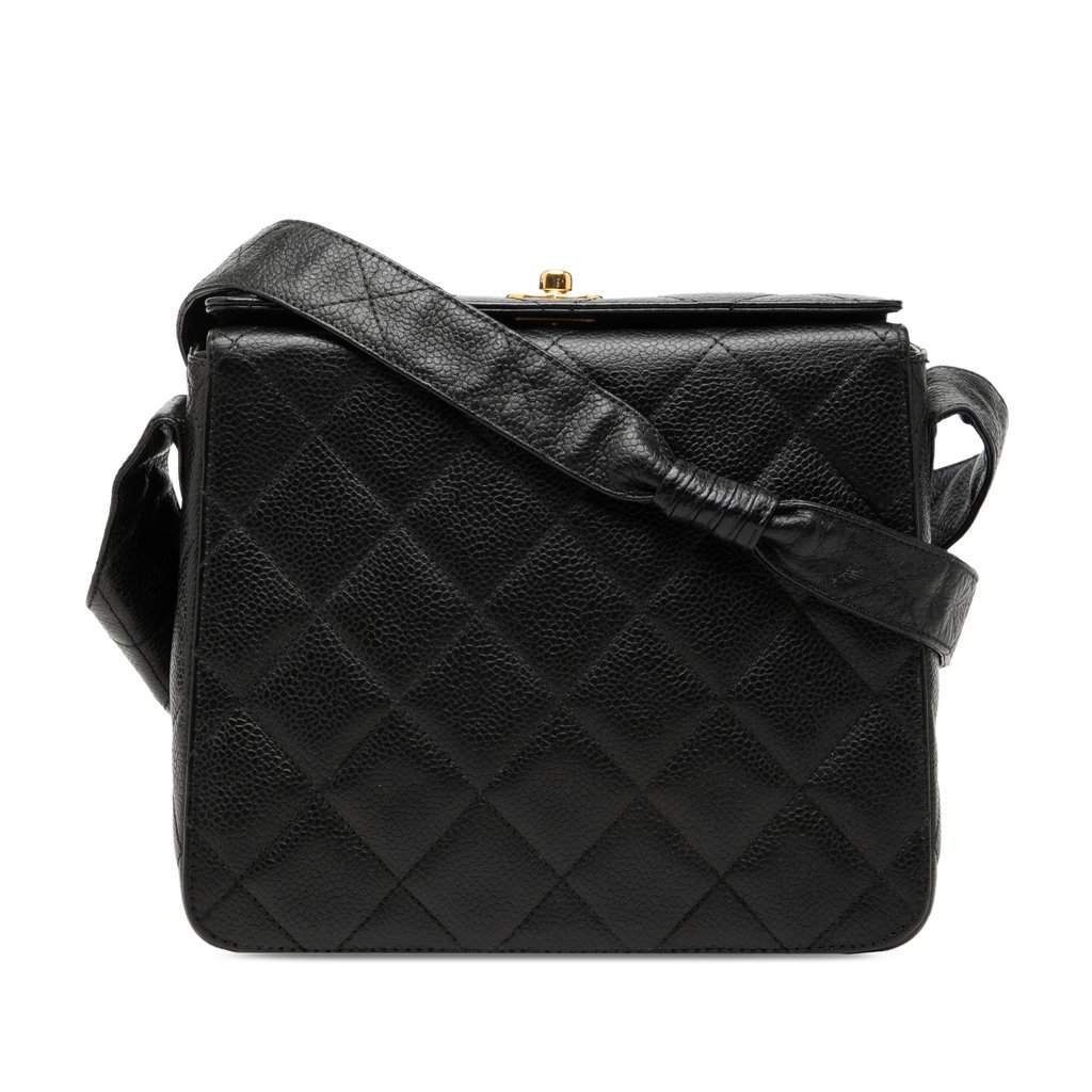 Chanel CC Quilted Caviar Carved Buckle Box Bag Black Leather Very good condition - Front View