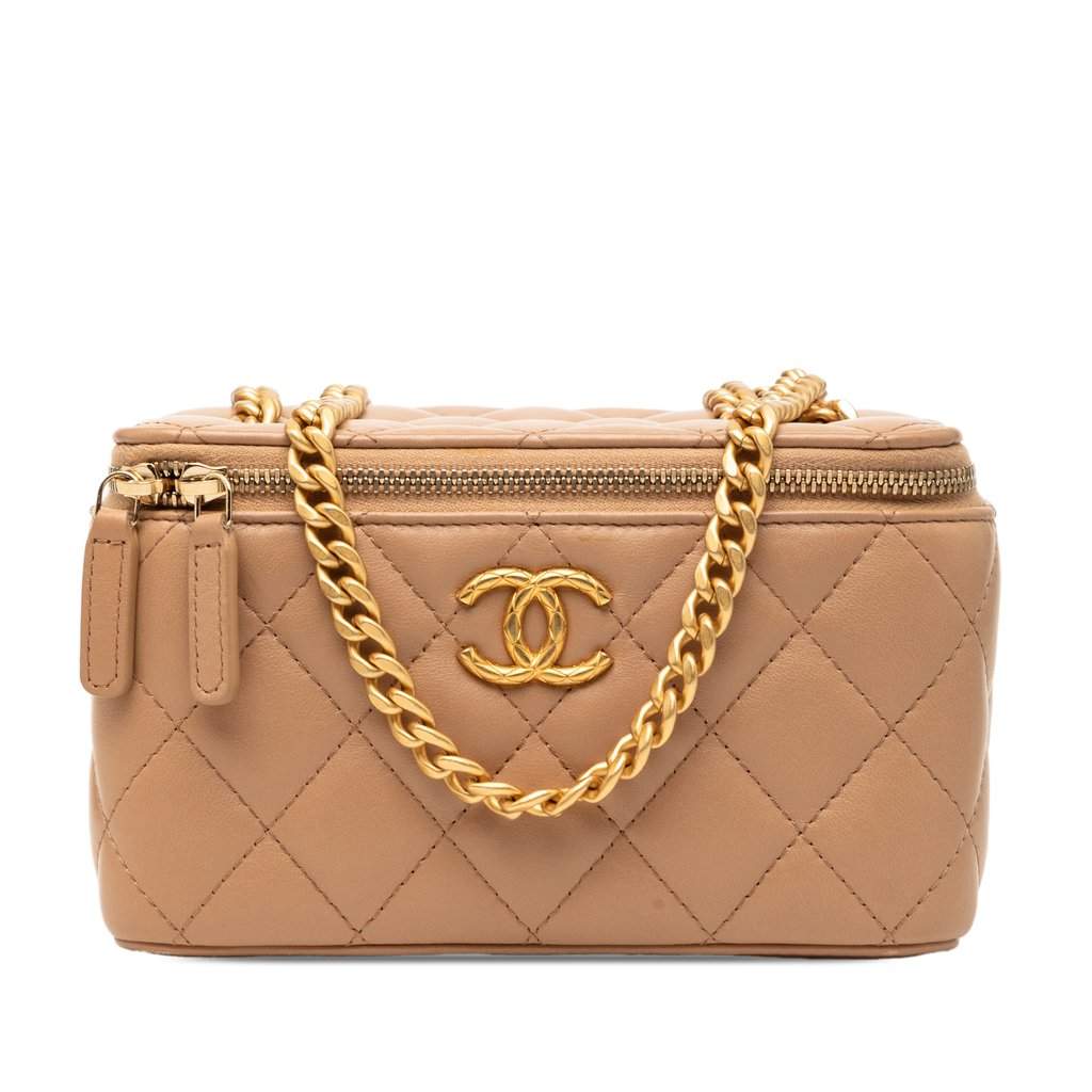 Chanel Small Quilted Lambskin Pillow Crush Vanity Case with Chain Brown Leather Very good condition - Front View