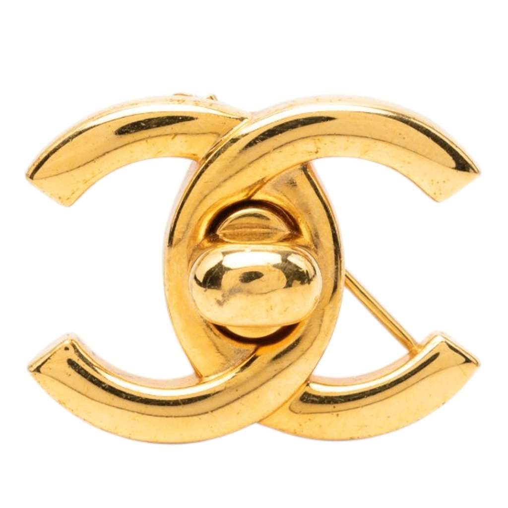 Chanel CC Gold Plated Turn Lock Brooch Gold Metal Very good - Front View