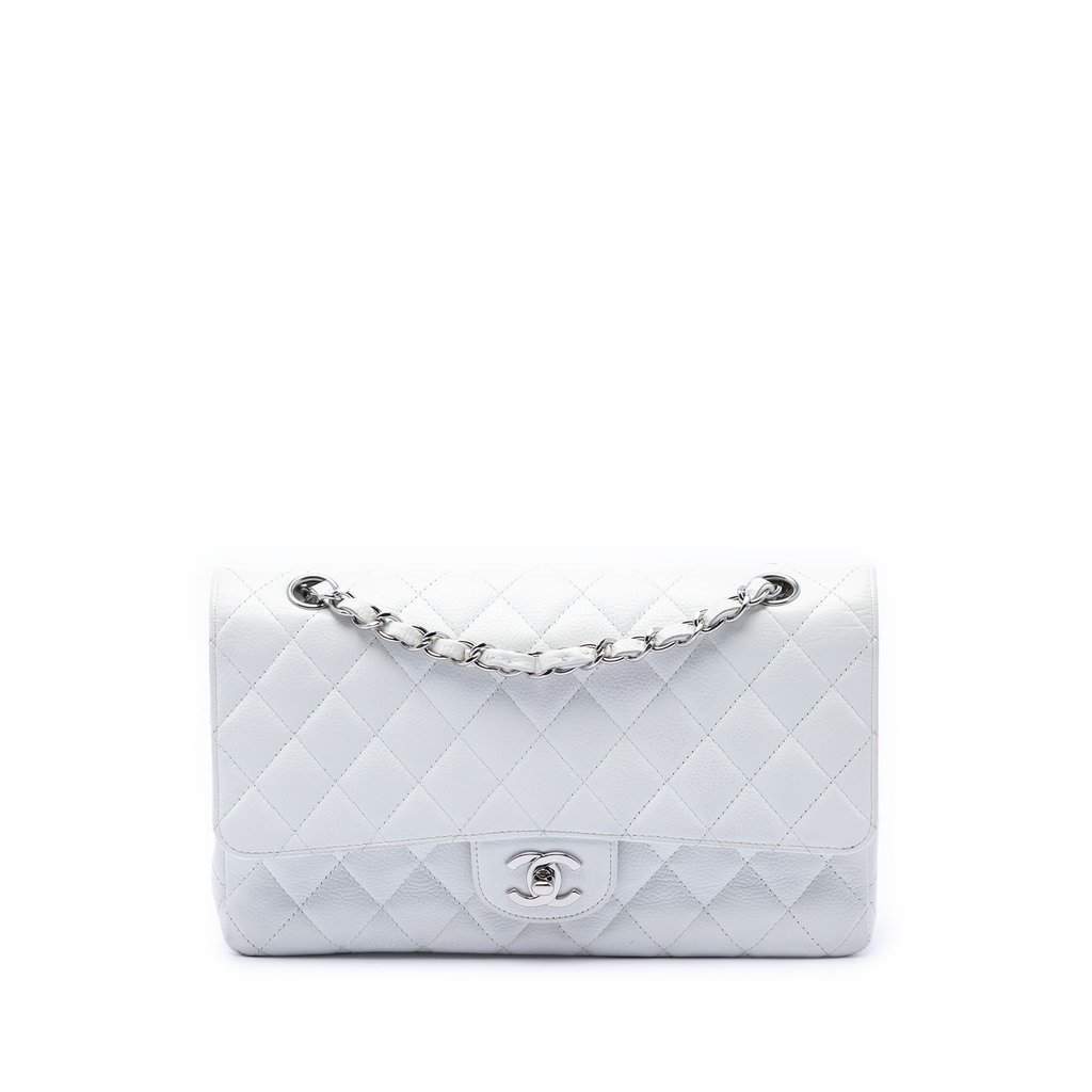 Chanel Medium Classic Caviar Double Flap White Leather Very good - Front View