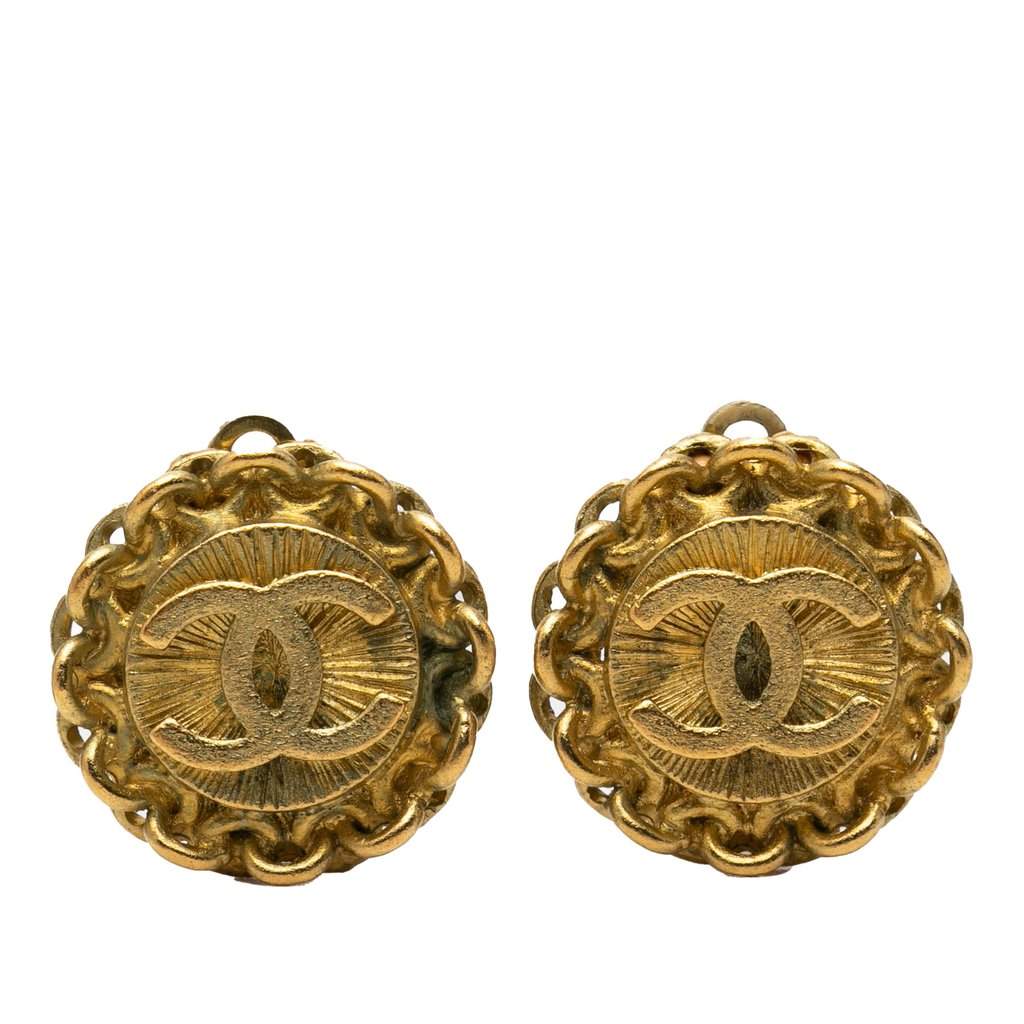 Chanel CC Gold Plated Round Clip On Earrings Gold Metal Very good - Front View