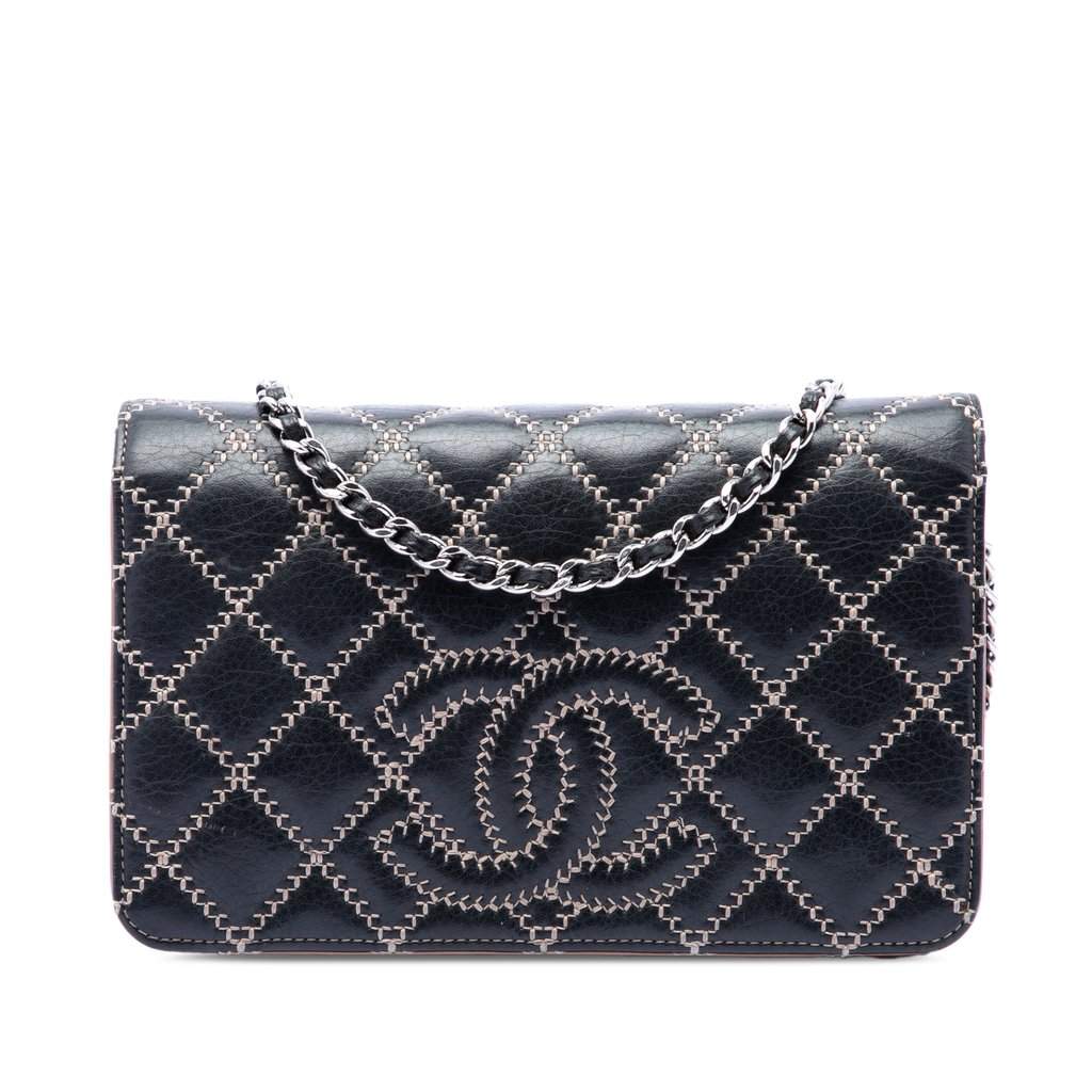 Chanel Stitched CC Quilted Calfskin Wallet on Chain Black Leather Very good condition - Front View
