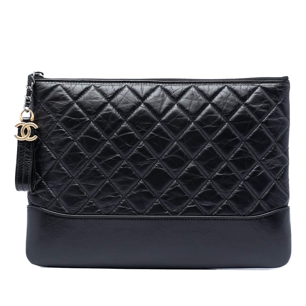 Chanel Medium Quilted Aged Calfskin Gabrielle O Case Clutch Black Leather Very good condition - Front View