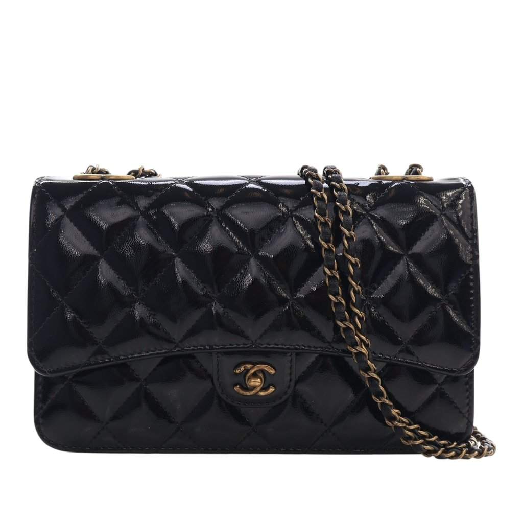 Chanel Quilted Patent and Goatskin CC Eyelet Wallet On Chain Black Leather Very good - Front View