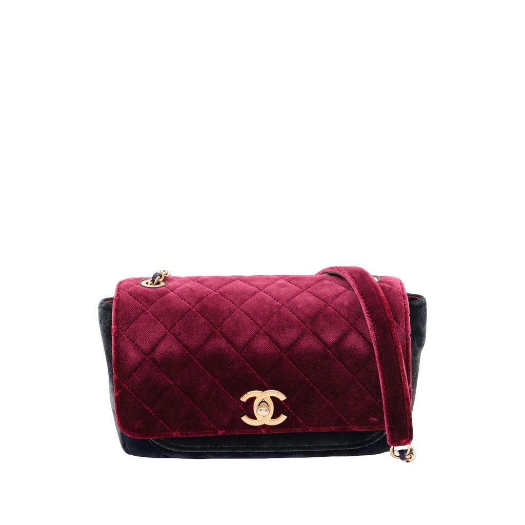 Chanel Paris Cosmopolite Small Tricolor Quilted Velvet Private Affair Camellia Flap Red Very good - Front View