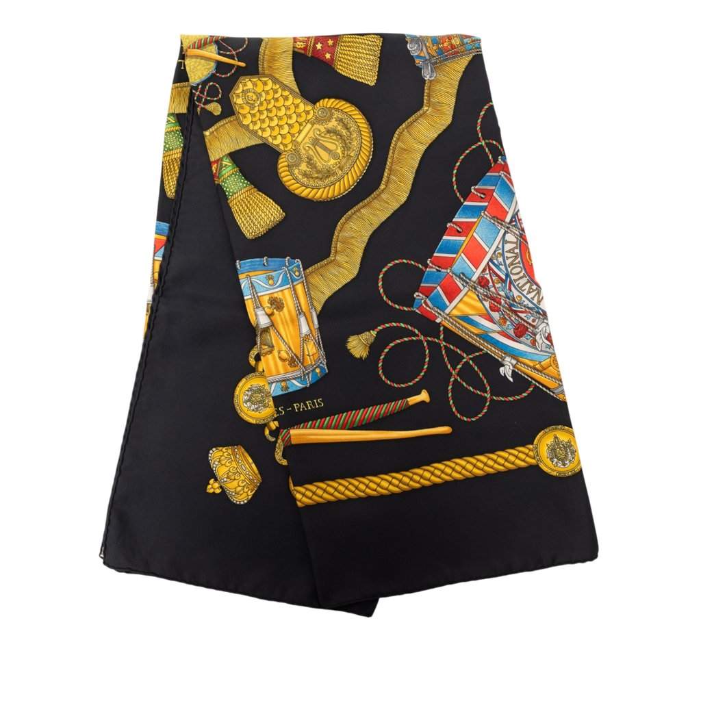 Hermès Les Tambours Silk Scarf 90 Black Very good condition - Front View
