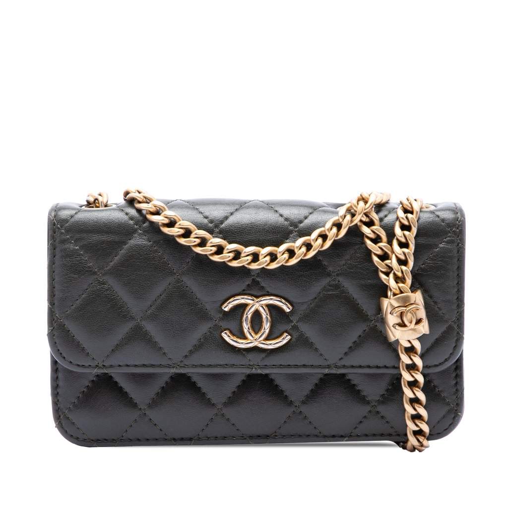 Chanel CC Quilted Lambskin Pillow Crush Flap Phone Holder with Chain MultiColor Leather Very good condition - Front View