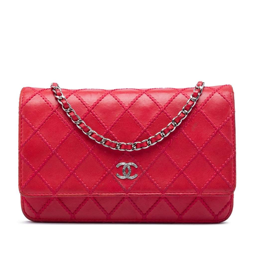Chanel CC Lambskin Wild Stitch Wallet on Chain Red Leather Very good - Front View