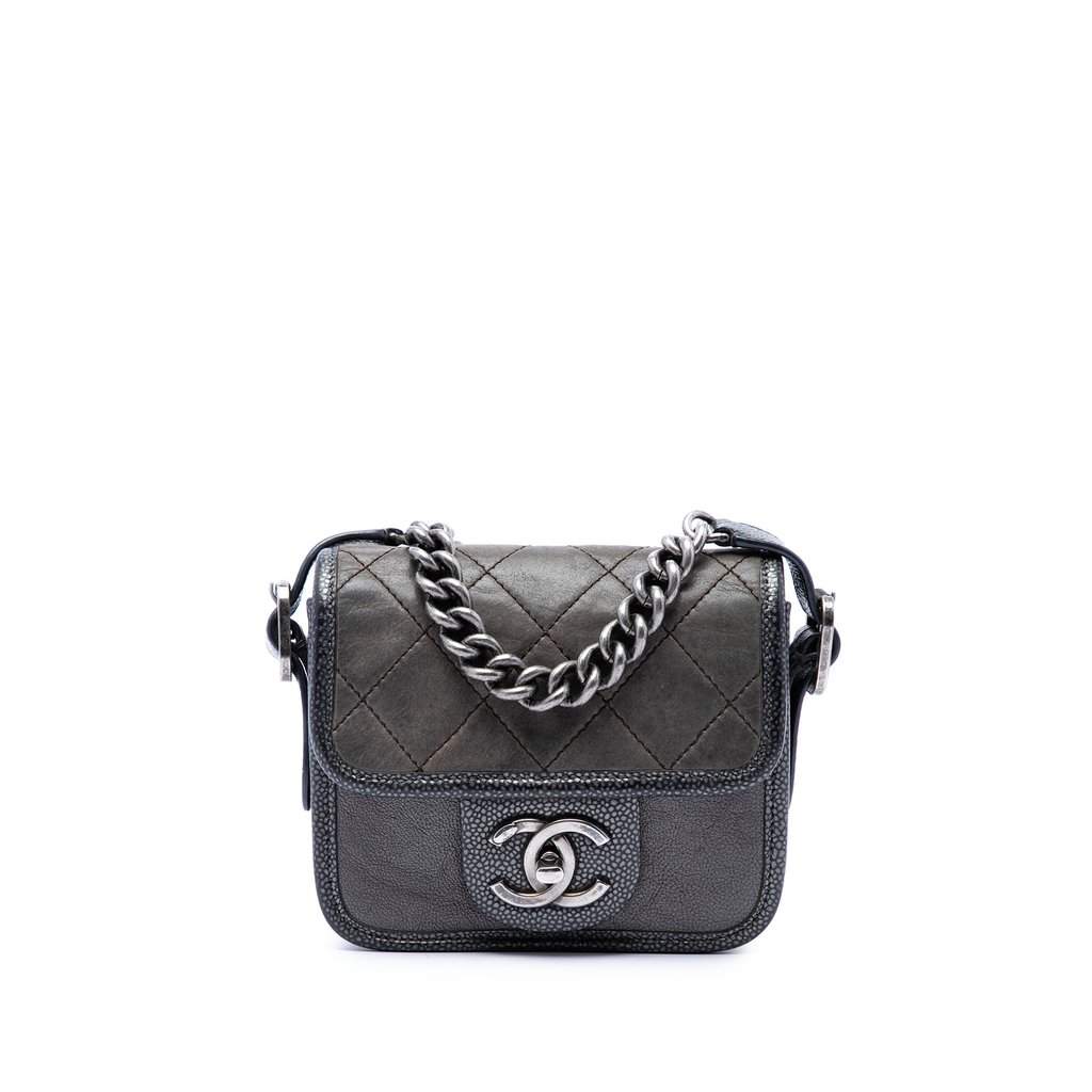 Chanel Paris Bombay Mini Quilted Iridescent Calfskin Back to School Single Flap MultiColor Leather Very good - Front View