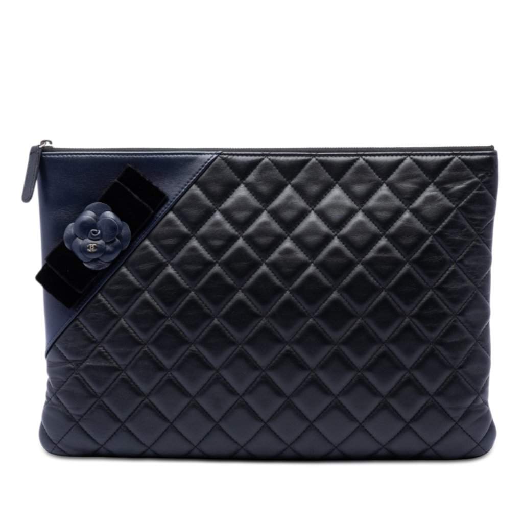 Chanel Large Quilted Lambskin Camellia O Case Clutch Black Leather Very good condition - Front View
