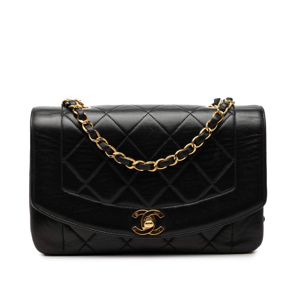 Chanel Small Lambskin Diana Flap Black Leather Very good condition - Front View