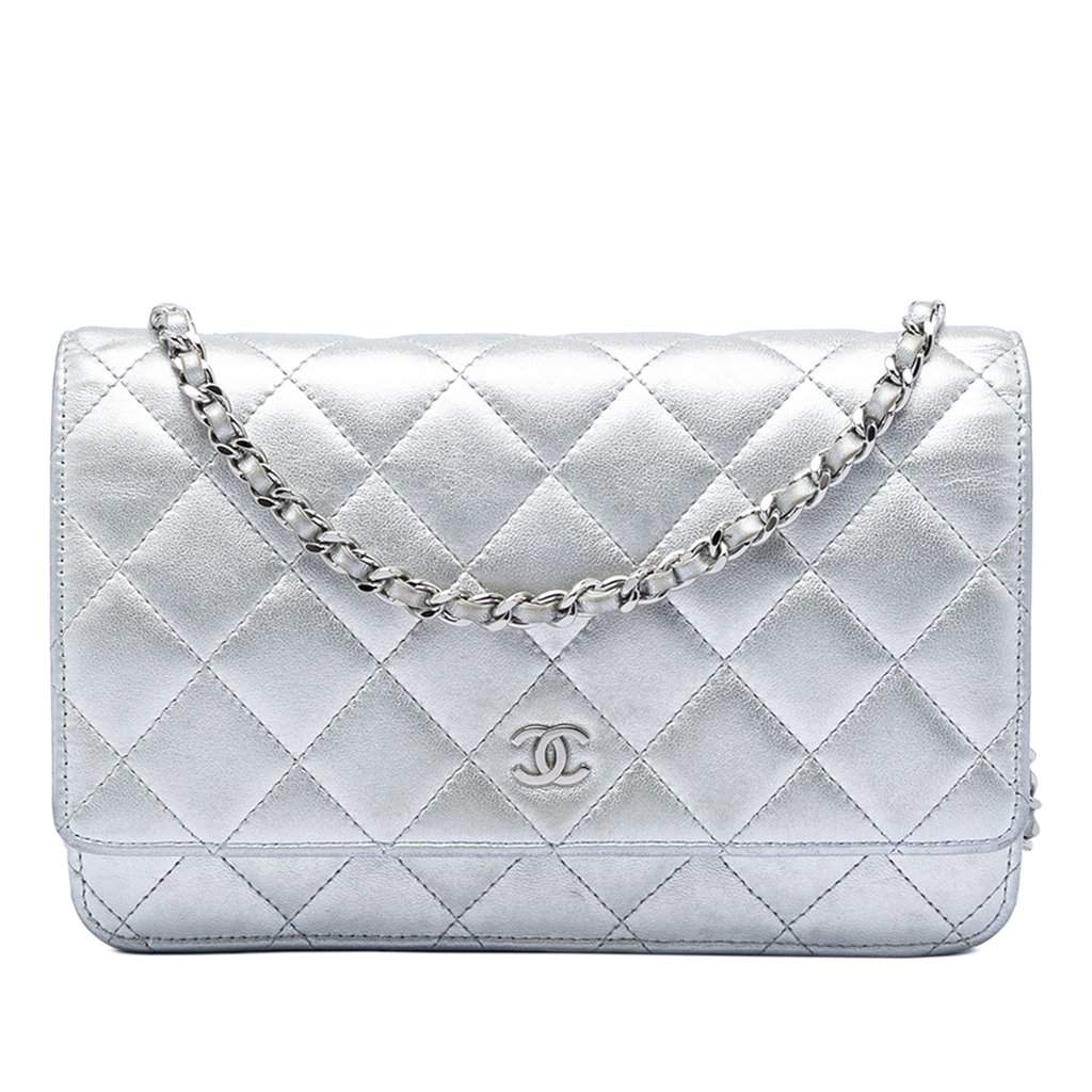Chanel CC Quilted Metallic Lambskin Wallet on Chain Silver Leather Very good condition - Front View