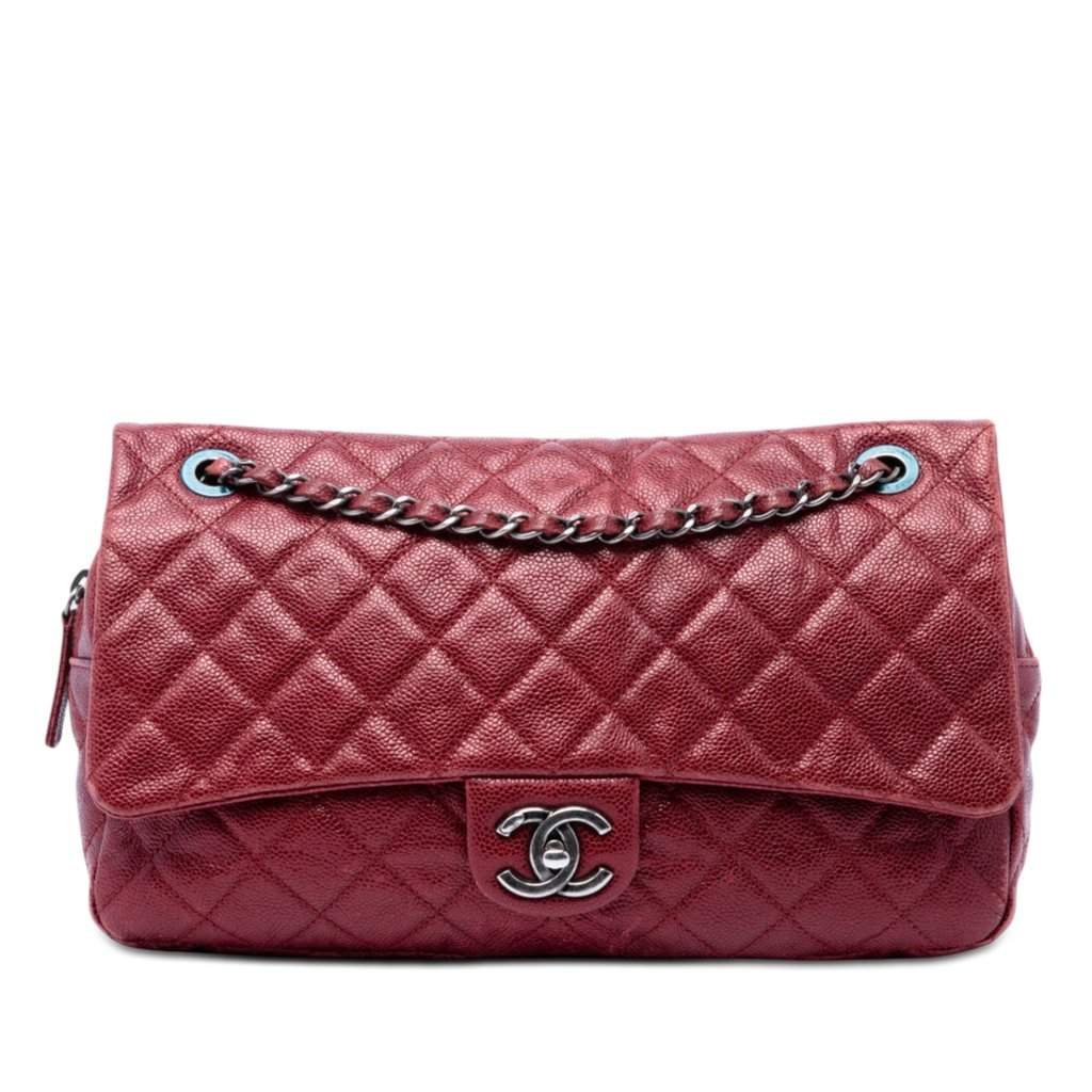 Chanel Jumbo Quilted Iridescent Caviar Easy Flap Red Leather Very good condition - Front View