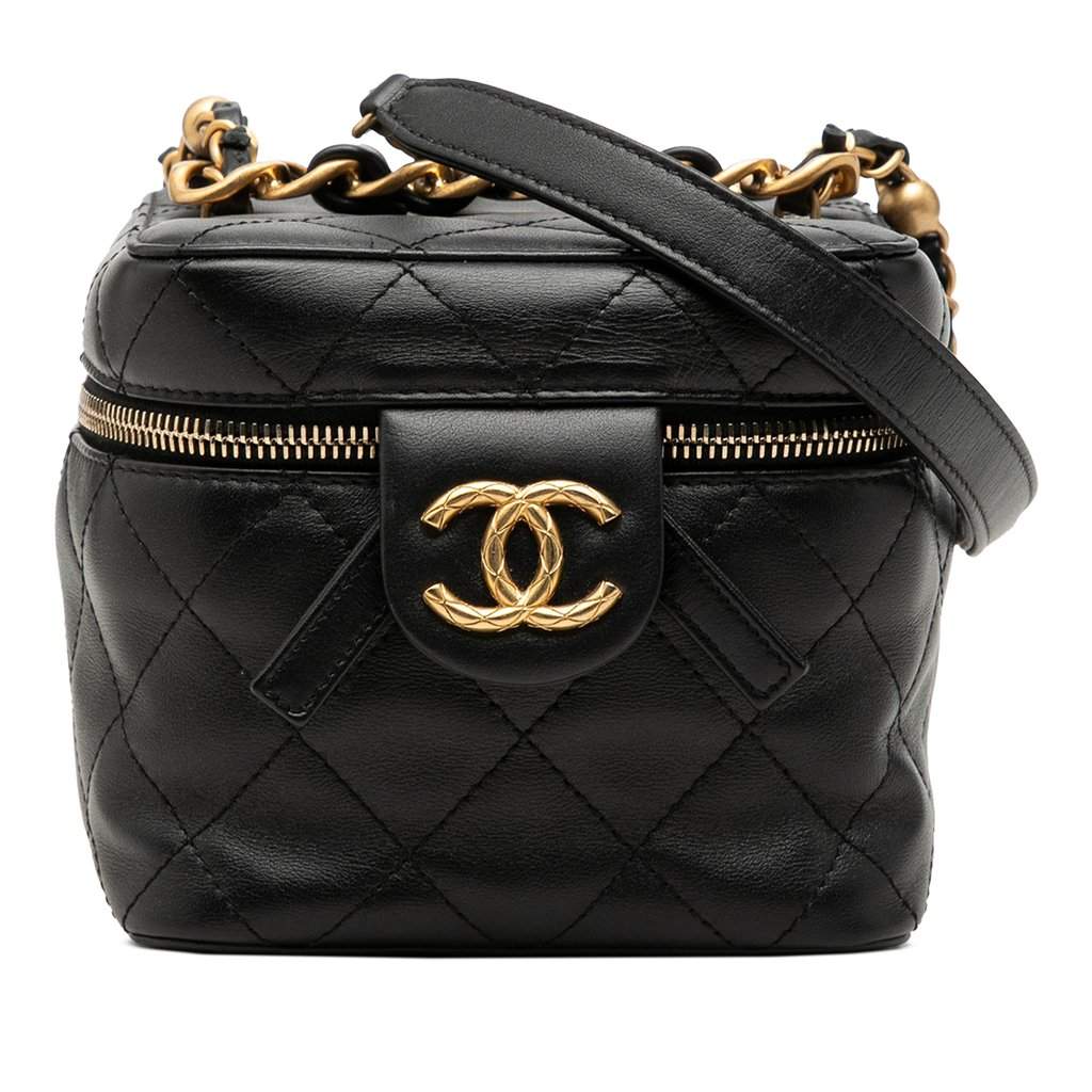 Chanel CC Quilted Calfskin Vanity Case with Chain Black Leather Very good - Front View