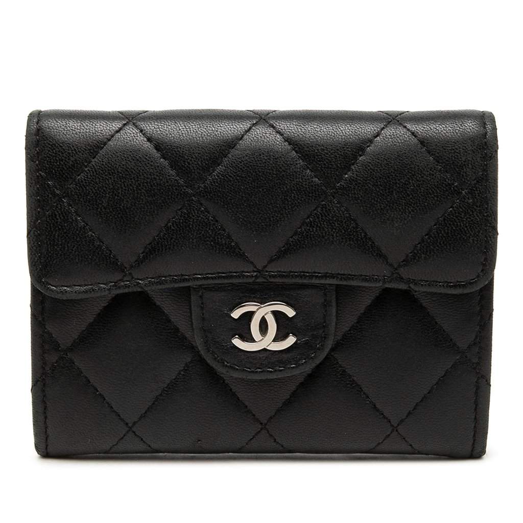 Chanel Classic Lambskin Flap Card Holder Black Leather Very good - Front View