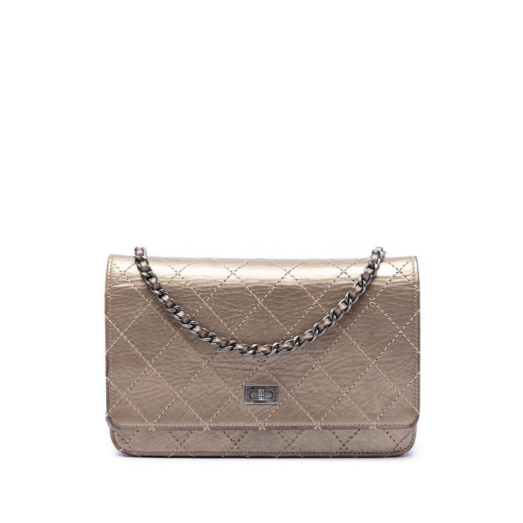 Chanel Quilted Metallic Aged Calfskin Reissue 2.55 Wallet on Chain Brown Leather Very good condition - Front View