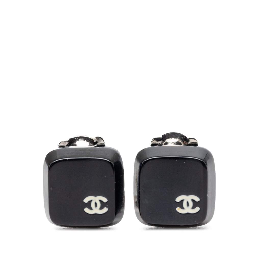Chanel CC Resin Square Clip On Earrings Black Plastic Very good condition - Front View