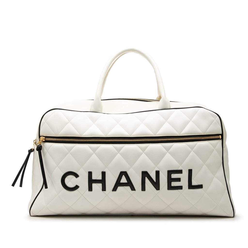Chanel Quilted Lambskin Grand Logo Duffle Bag White Leather Good condition - Front View