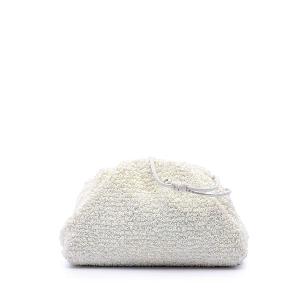 Bottega Veneta Boucle Raffia The Mini Pouch Crossbody White Very good condition - Front View