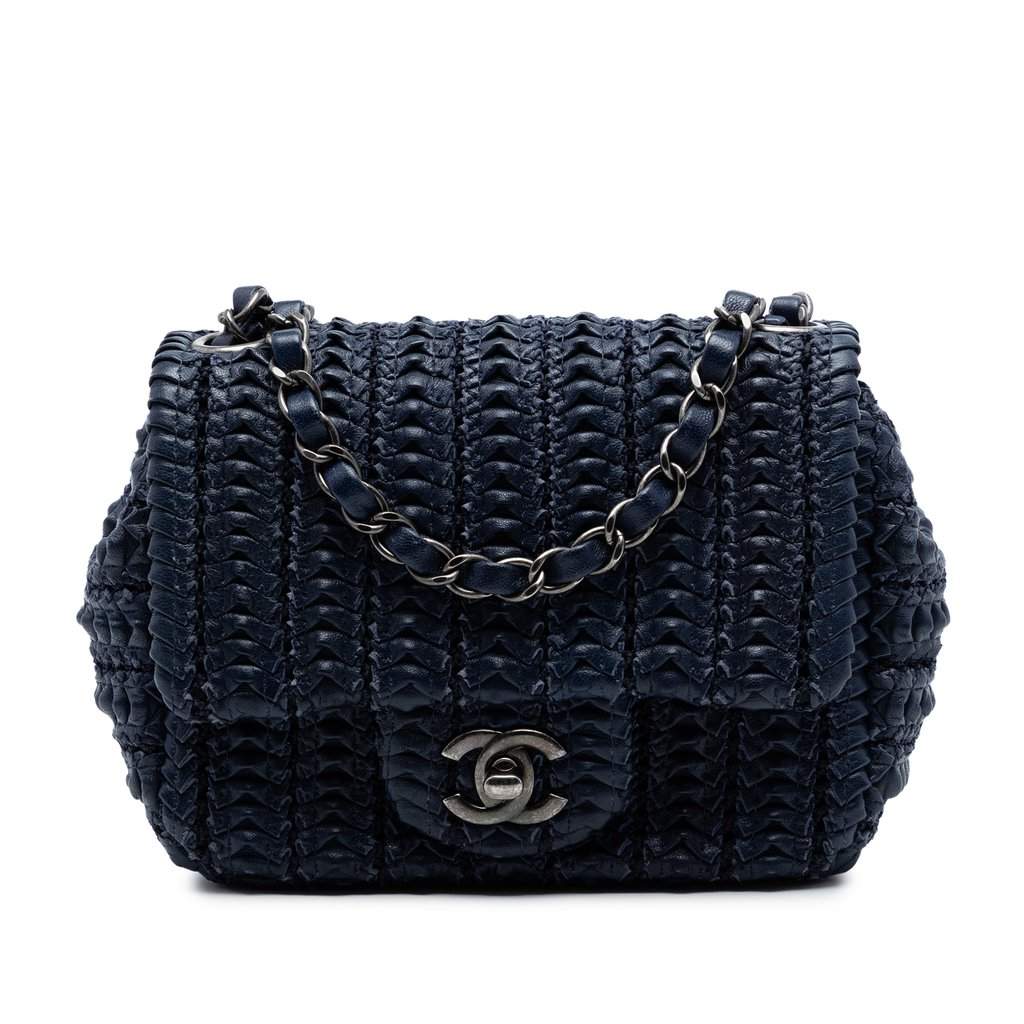 Chanel Paris Seoul Mini Crochet Lambskin Single Flap Blue Leather Very good condition - Front View
