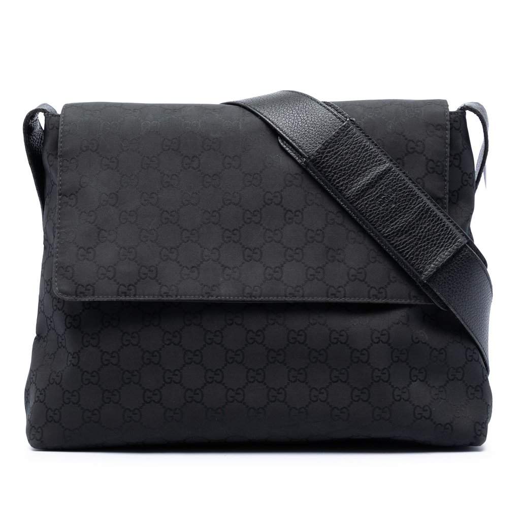 Gucci GG Canvas Messenger Bag Black Very good condition - Front View
