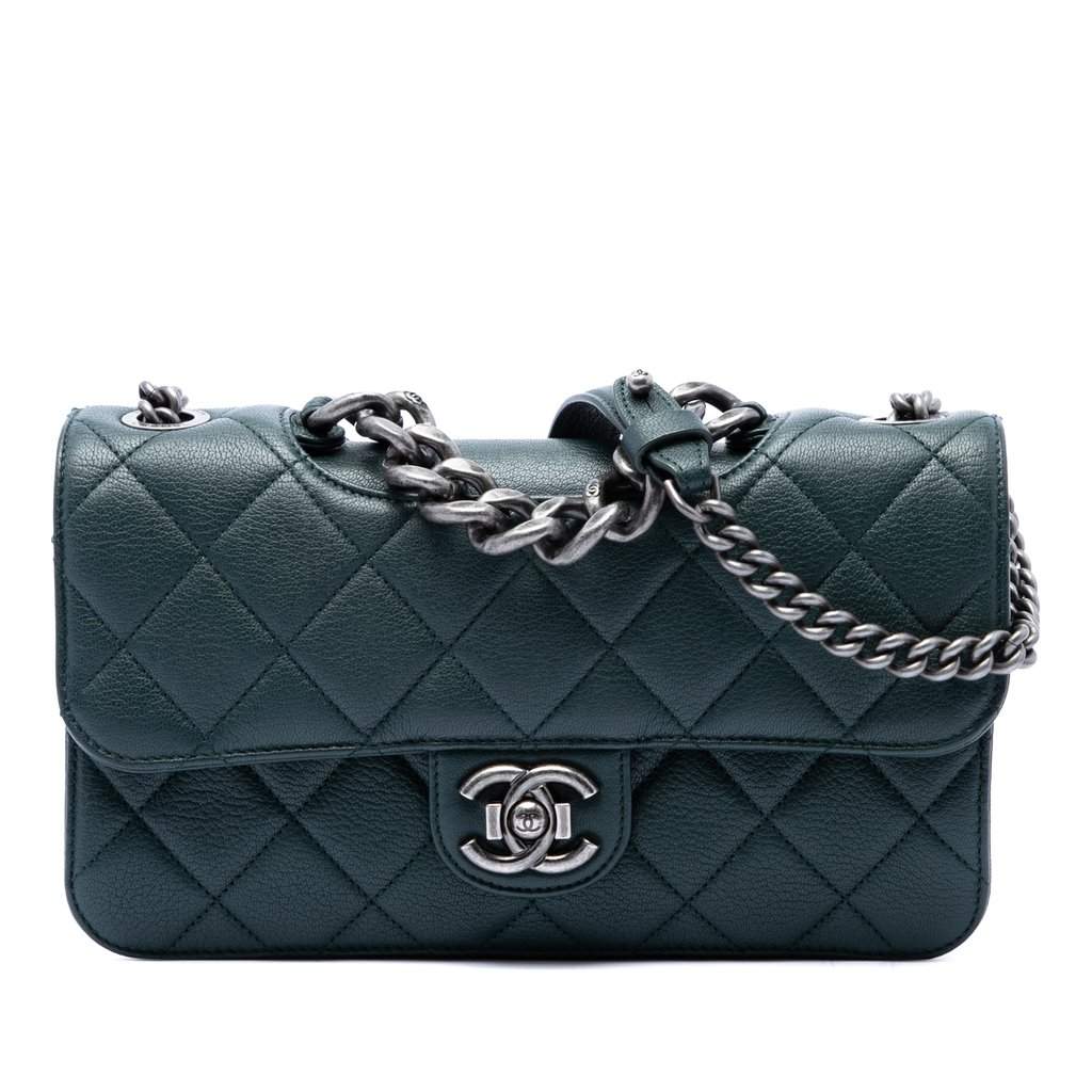Chanel Medium Quilted Goatskin Perfect Edge Flap Green Leather Very good condition - Front View