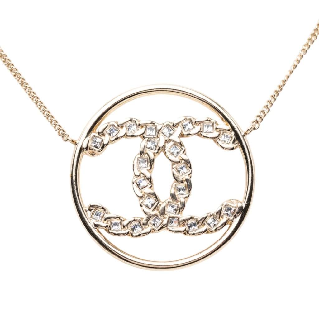 Chanel CC Gold Plated Strass Round Pendant Necklace Gold Metal Very good - Front View
