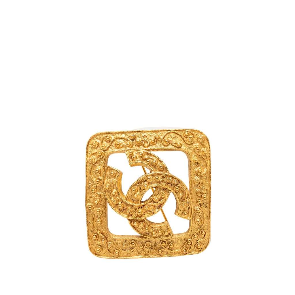 Chanel CC Gold Plated Diamond Brooch Gold Metal Very good - Front View
