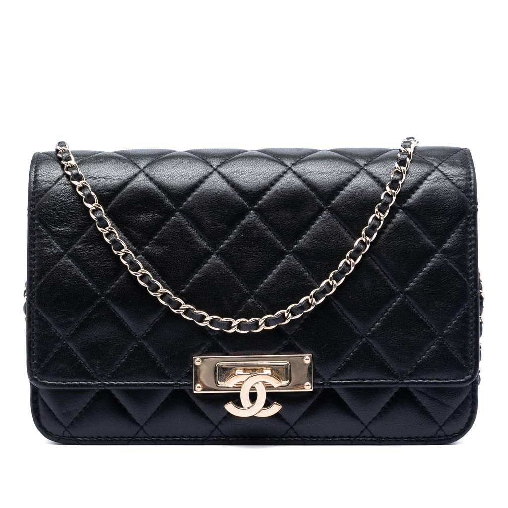 Chanel Quilted Lambskin Golden Class Wallet On Chain Black Leather Very good condition - Front View