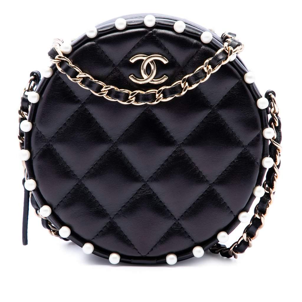 Chanel Quilted Calfskin Pearl Studded Round Clutch with Chain Black Leather Very good condition - Front View