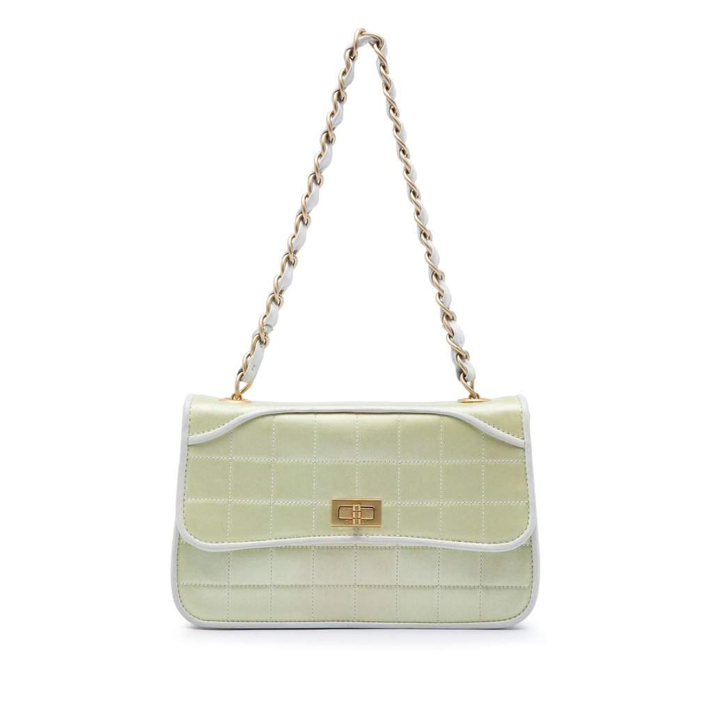 Chanel Chocolate Bar Satin Reissue 2.55 Single Flap Green Very good condition - Front View