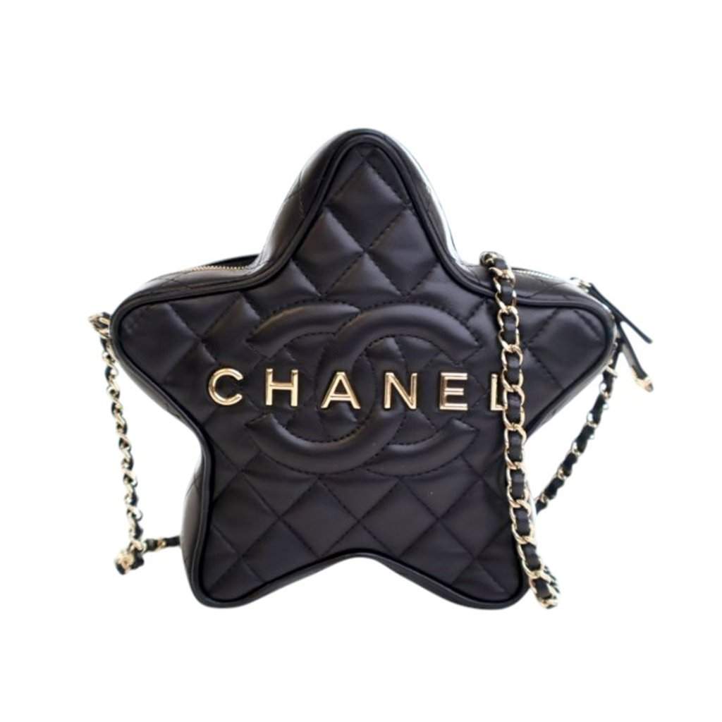 Chanel Quilted Lambskin Walk Of Fame Star Crossbody Black Leather Very good - Front View