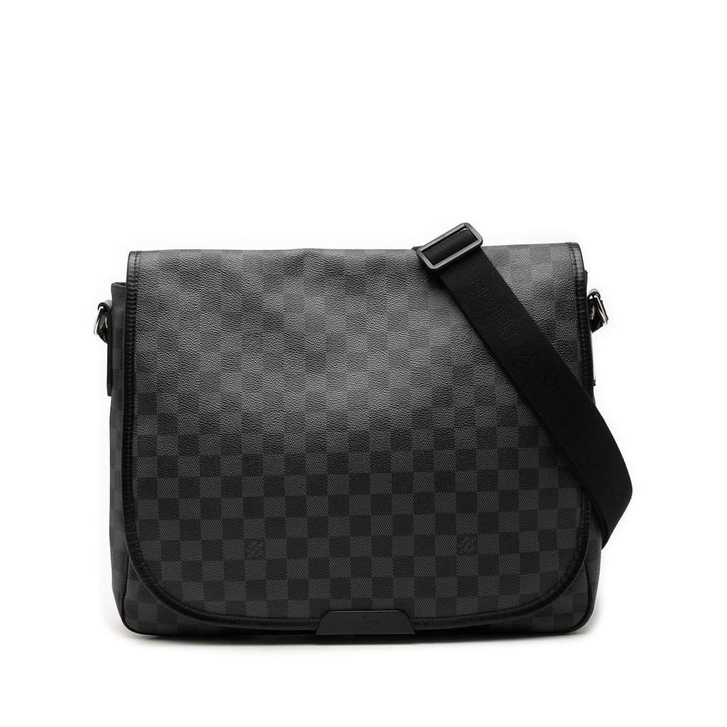 Louis Vuitton Damier Graphite District MM Black Very good - Front View