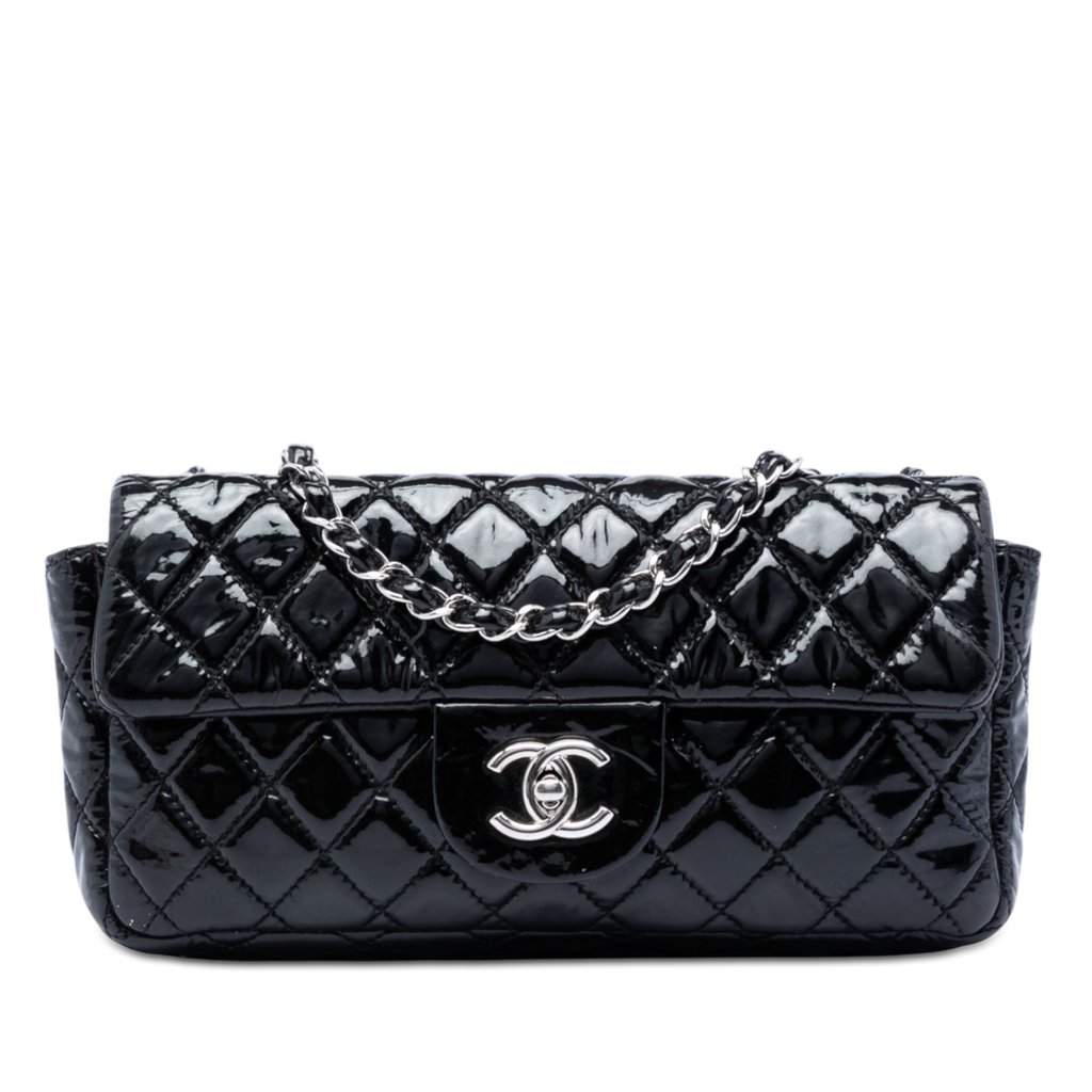 Chanel Quilted Patent East West Single Flap Black Leather Very good condition - Front View