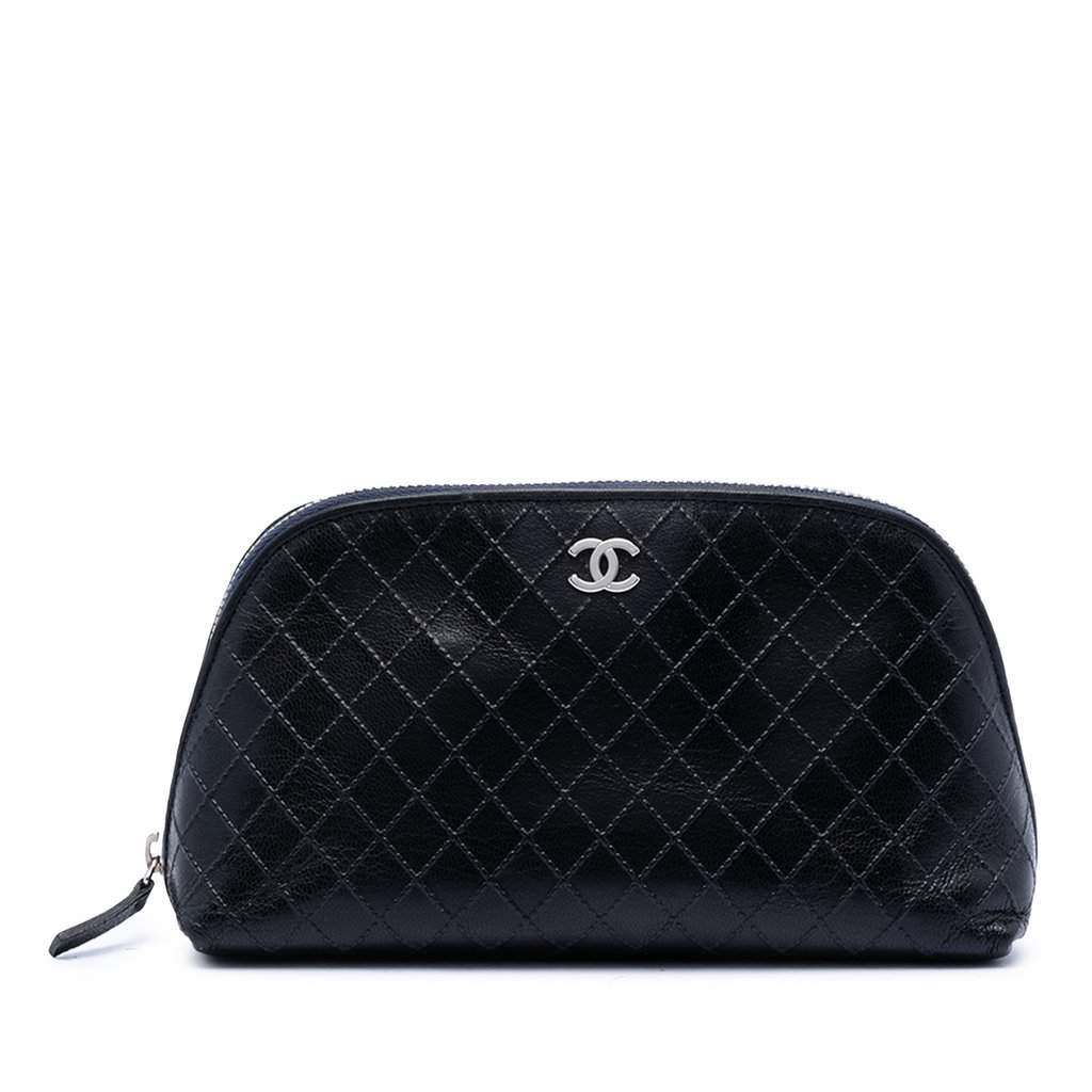 Chanel CC Diamond Embossed Calfskin Cosmetic Pouch Black Leather Very good condition - Front View