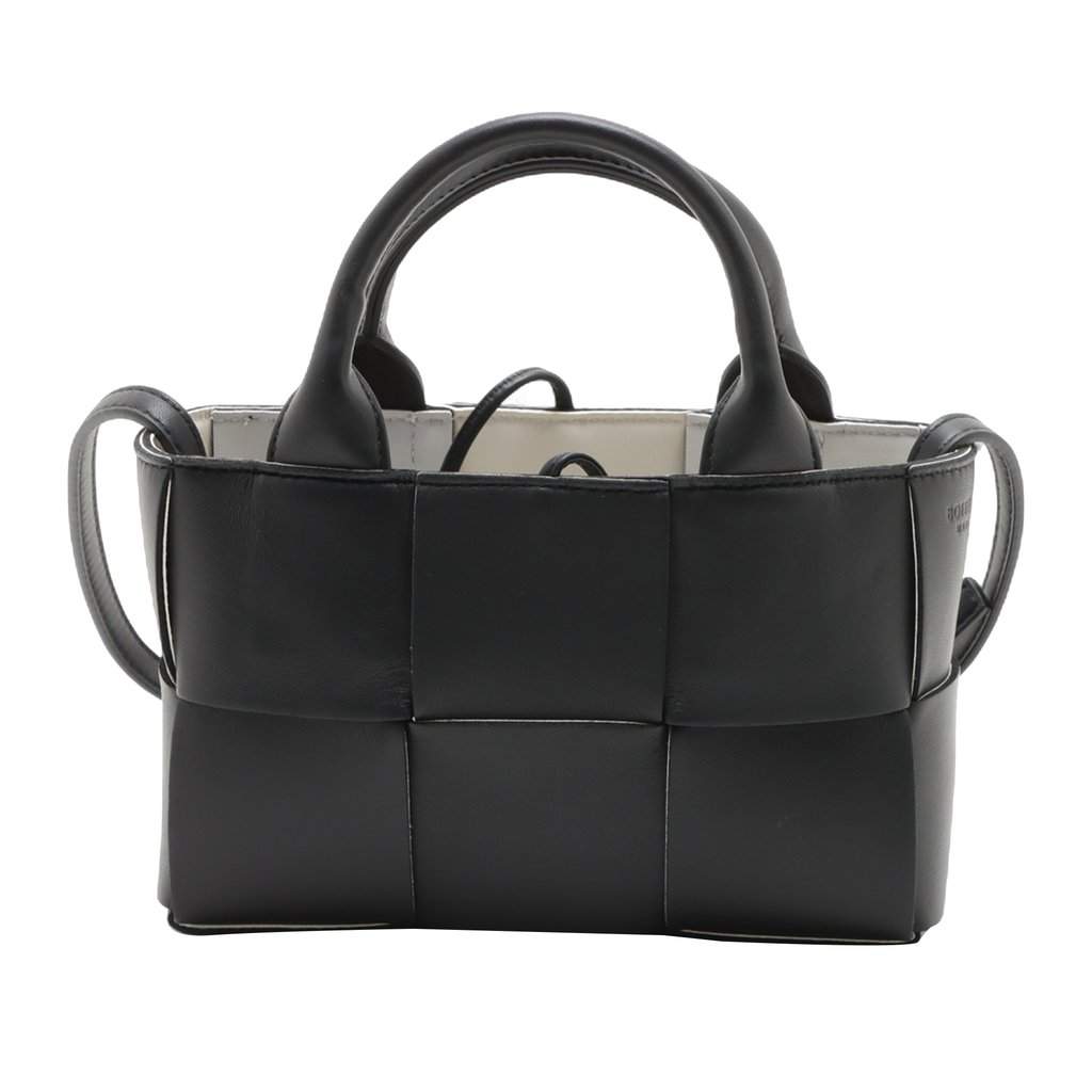 Bottega Veneta Candy Nappa Maxi Intrecciato Arco Tote Black Leather Very good condition - Front View
