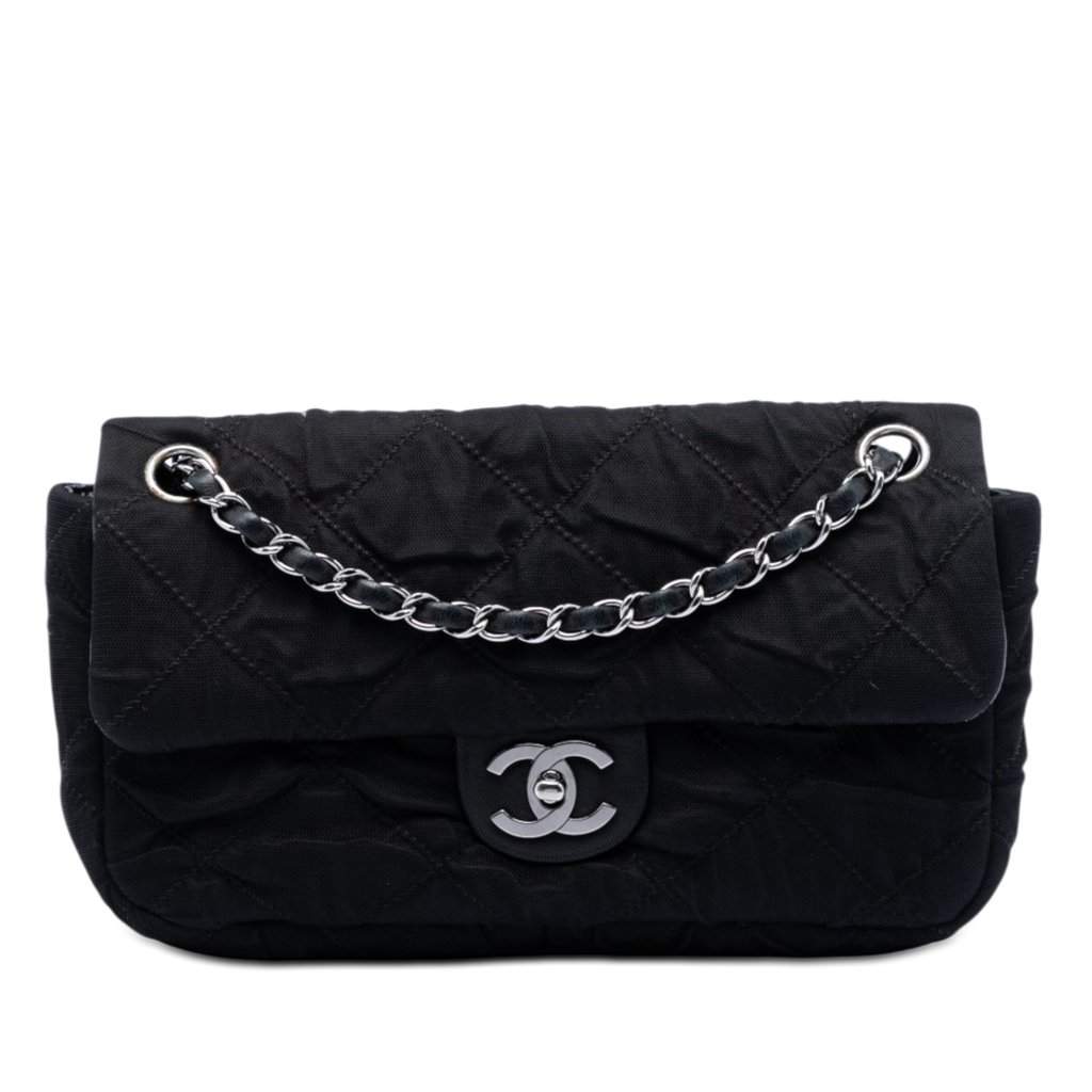 Chanel CC Ultra Stitch Mesh Flap Black Very good - Front View