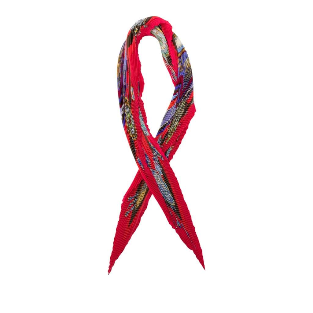 Hermès Parmi Les Fleurs Je Compte Les Heures Pleated Silk Scarf Red Never worn - Front View