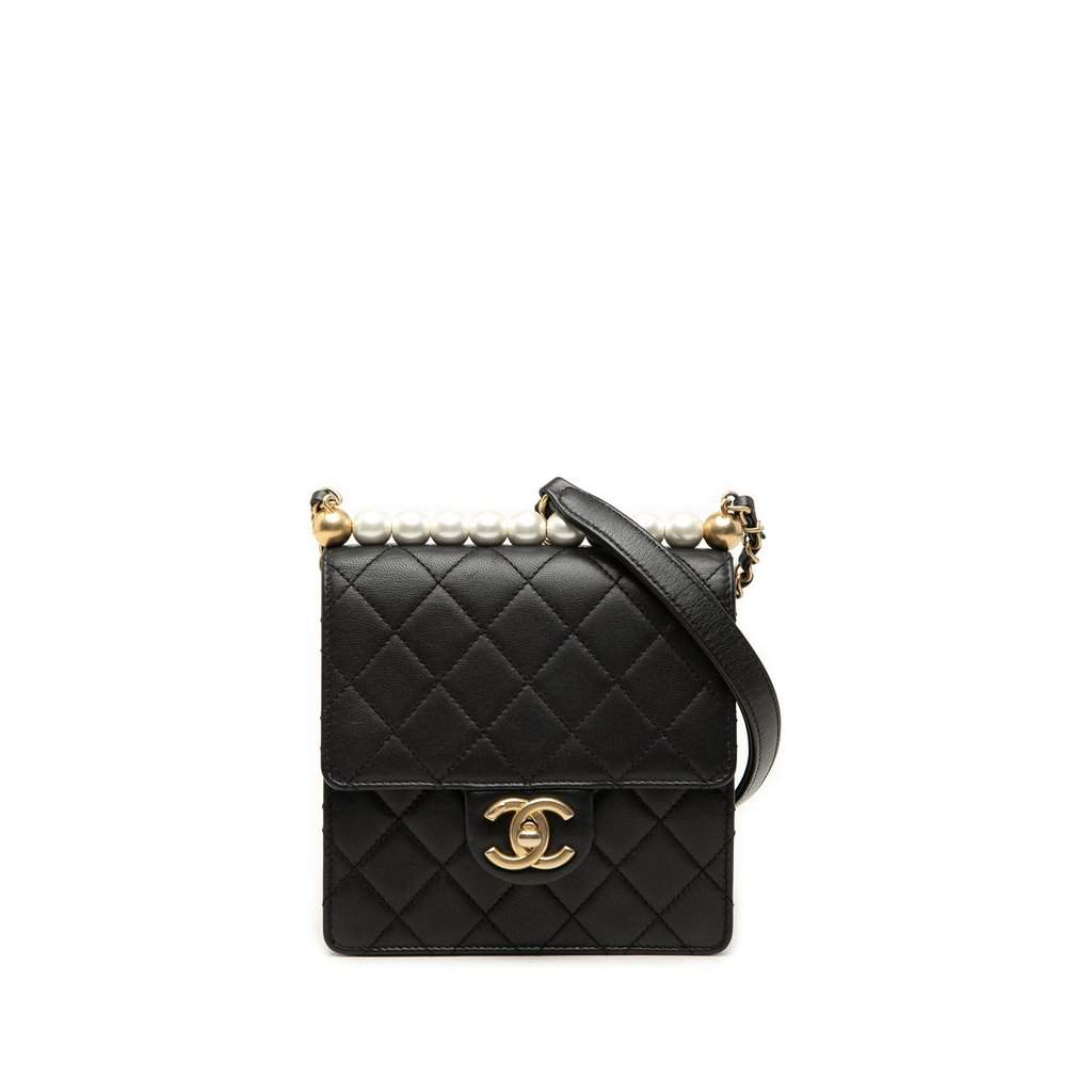 Chanel Small Lambskin Chic Pearls Flap Black Leather Very good condition - Front View