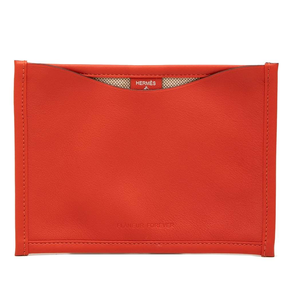 Hermès Petit H Swift Flaneur Forever Passport Case Orange Leather Very good condition - Front View