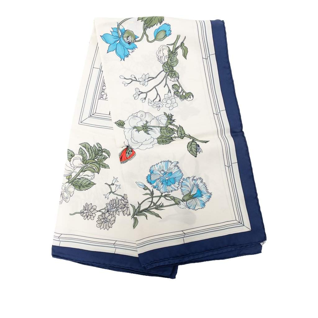 Hermès Quai Aux Fleurs Silk Scarf 90 White Very good condition - Front View