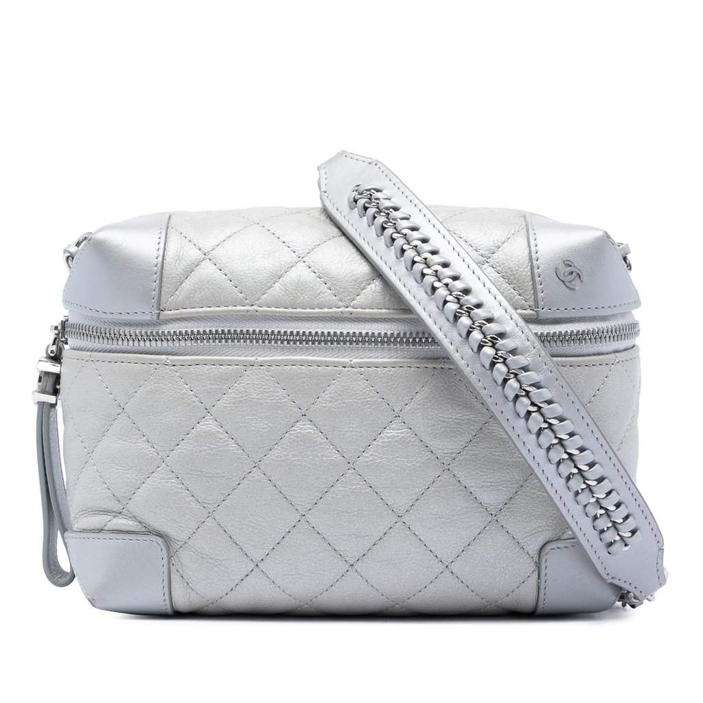 Chanel CC Quilted Metallic Calfskin Street Allure Camera Bag Silver Leather Very good condition - Front View