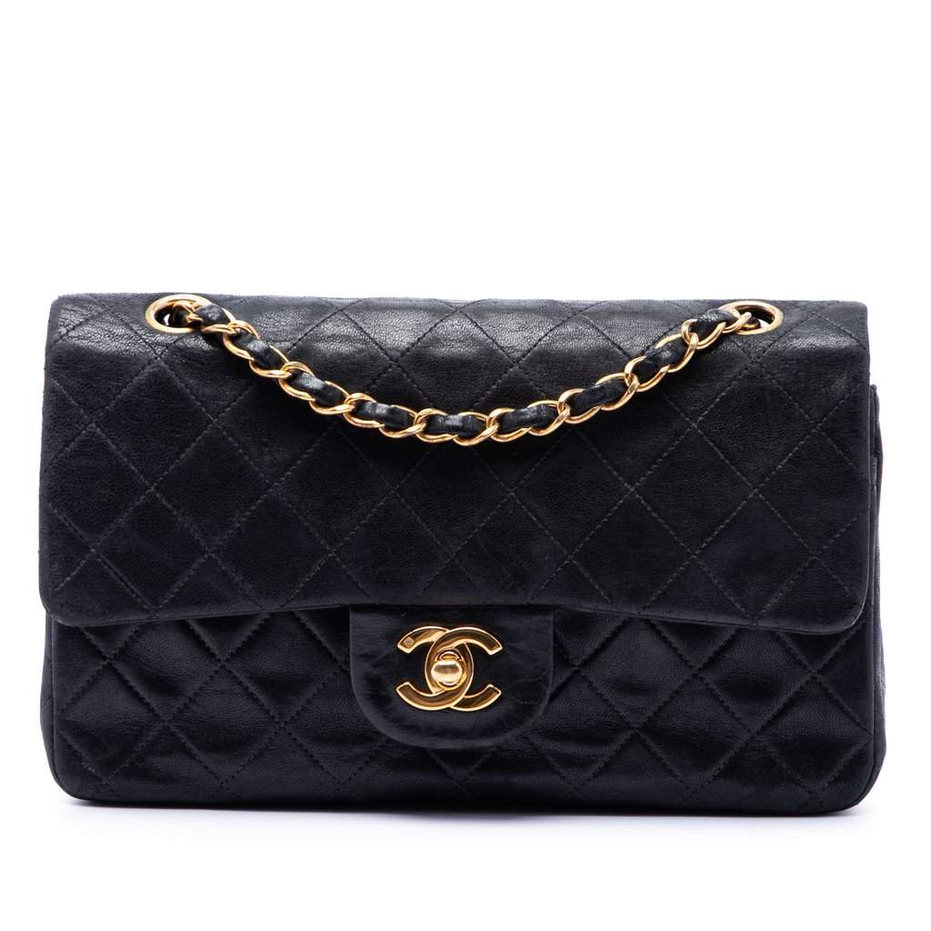 Chanel Small Classic Lambskin Double Flap Black Leather Very good condition - Front View