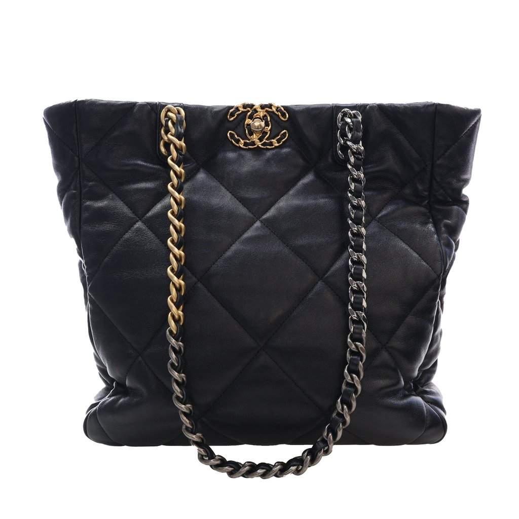 Chanel Lambskin 19 Vertical Shopping Tote Black Leather Very good condition - Front View