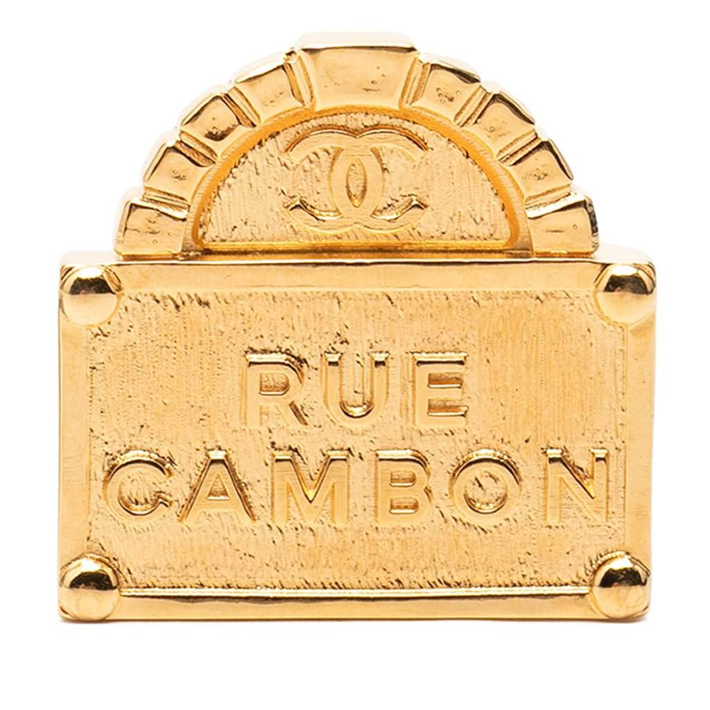 Chanel CC Gold Plated Rue Cambon Dome Brooch Gold Metal Very good condition - Front View