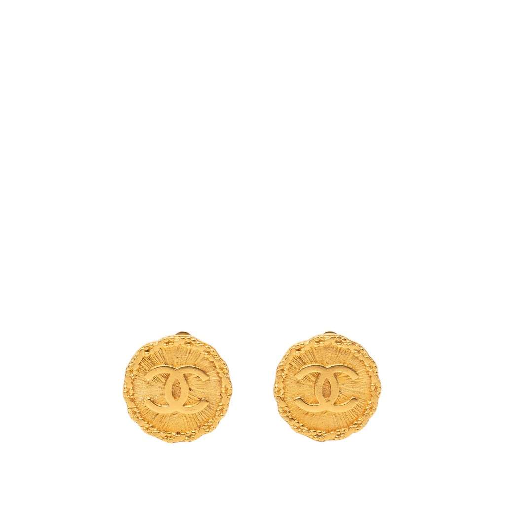 Chanel CC Gold Plated Round Clip On Earrings Gold Metal Very good - Front View