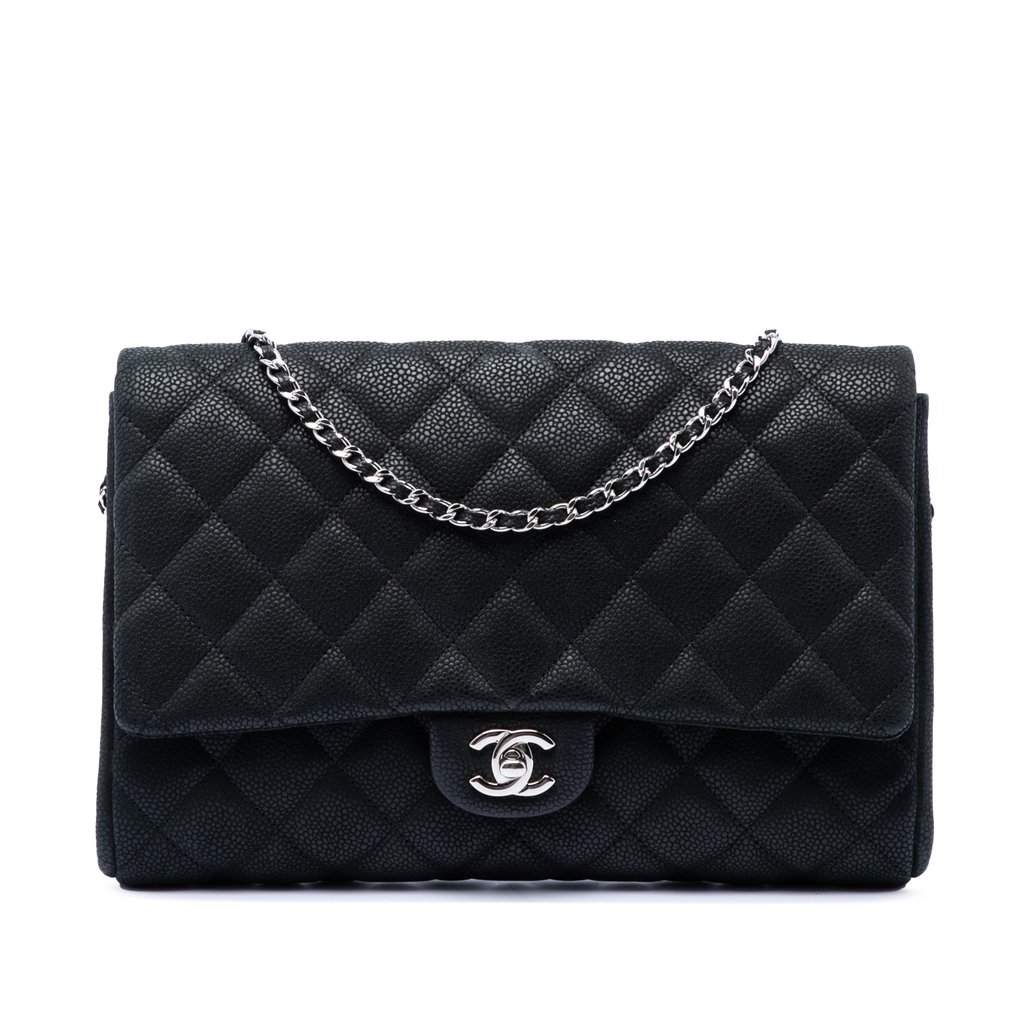 Chanel CC Quilted Caviar Flap Clutch with Chain Black Leather Very good condition - Front View